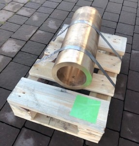 Tuleja z brązu fi 160x120x400 mm gat. B101