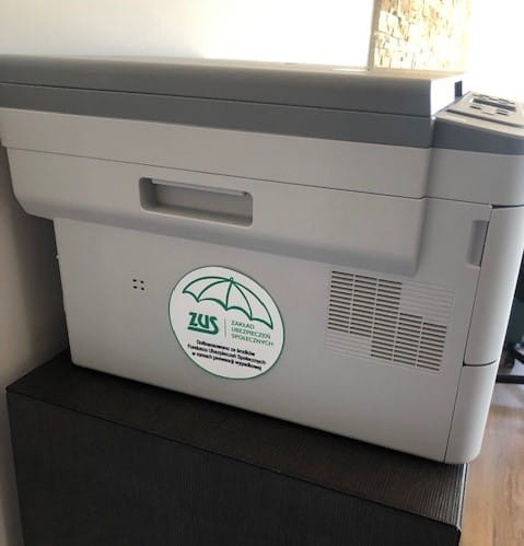 Naklejka ZUS mała .jpg